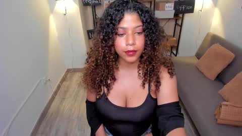 Vixenia online show from 4, 4, 2026