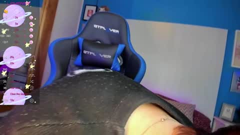 Snapshot of vladhellsing4 chatting on 30, 1, 2025 Vlad online show from 30, 1, 2025