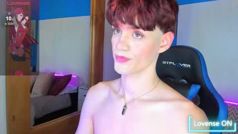 Snapshot of vladhellsing4 chatting on 3, 2, 2025 Vlad online show from 3, 2, 2025