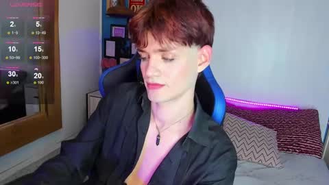 Snapshot of vladhellsing4 chatting on 8, 2, 2025 Vlad online show from 8, 2, 2025