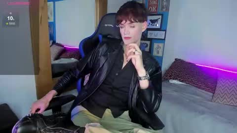 Snapshot of vladhellsing4 chatting on 12, 2, 2025 Vlad online show from 12, 2, 2025