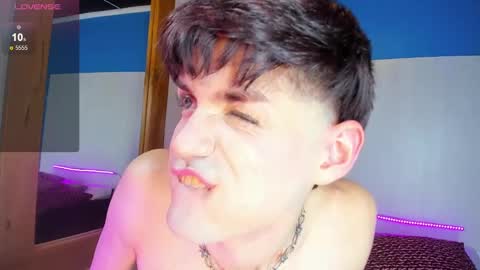 Snapshot of vladhellsing4 chatting on 21, 2, 2025 Vlad online show from 21, 2, 2025