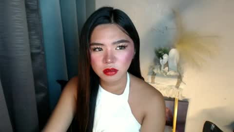 Snapshot of voganmarie chatting on 16, 6, 2026 voganmarie online show from 16, 6, 2026