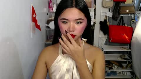 Snapshot of voganmarie chatting on 28, 6, 2026 voganmarie online show from 28, 6, 2026