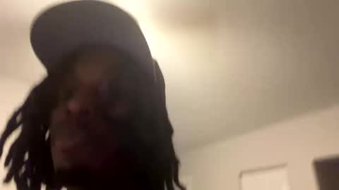 Snapshot of vonnieeb2x chatting on 14, 10, 2025 vonnieeb2x online show from 14, 10, 2025