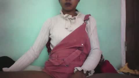 vounialdy online show from 21, 2, 2025