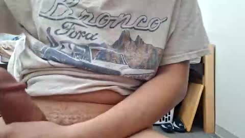 vrchat_sucks online show from 9, 3, 2026