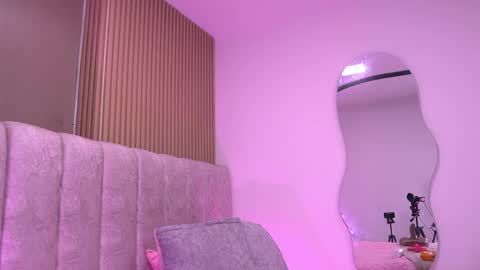 Violeta online show from 15, 4, 2026