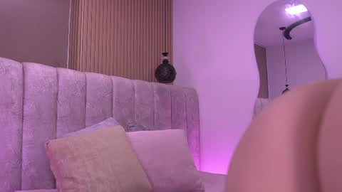 Violeta online show from 3, 7, 2026