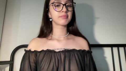 Snapshot of w33d7 chatting on 9, 1, 2025 Alice Before pvt write to me in PM online show from 9, 1, 2025