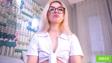 Snapshot of waki_fuckie chatting on 17, 10, 2025 Lina online show from 17, 10, 2025