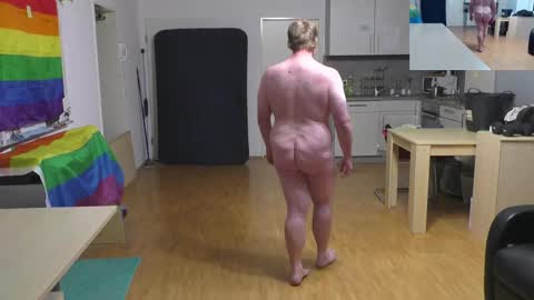 Snapshot of waldw123 chatting on 21, 9, 2025 Yarlim online show from 21, 9, 2025