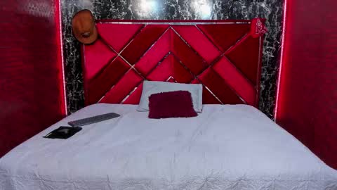 waleska   online show from 23, 11, 2025