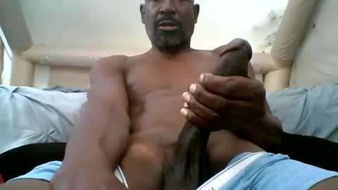 Snapshot of waleswusup chatting on 7, 10, 2025 Champion Lover online show from 7, 10, 2025