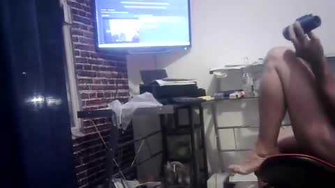 Snapshot of walo_77 chatting on 13, 7, 2026 walo_77 online show from 13, 7, 2026