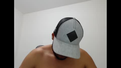 Snapshot of walter_brownn01 chatting on 13, 1, 2025 WALTER BROWN online show from 13, 1, 2025