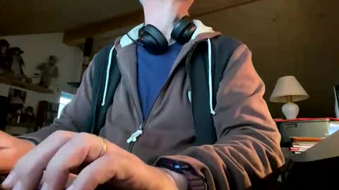 waltix64 online show from 3, 11, 2025