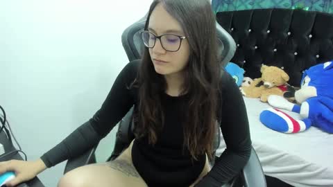 Snapshot of wanda_sg chatting on 12, 1, 2025 Alexandra online show from 12, 1, 2025