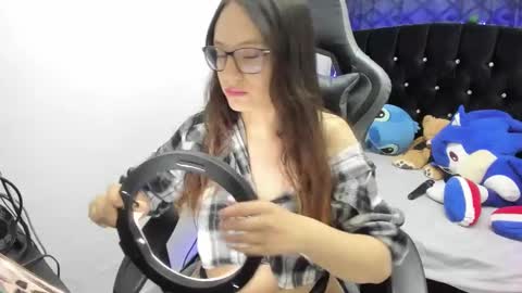 Snapshot of wanda_sg chatting on 8, 2, 2025 Alexandra online show from 8, 2, 2025