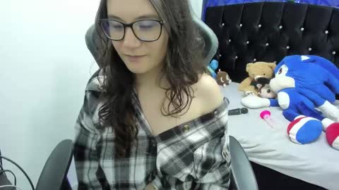 Snapshot of wanda_sg chatting on 19, 2, 2025 Alexandra online show from 19, 2, 2025