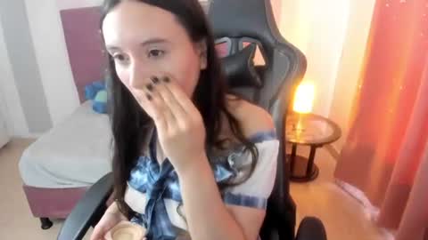 Snapshot of wanda_sg chatting on 26, 6, 2026 Alexandra online show from 26, 6, 2026