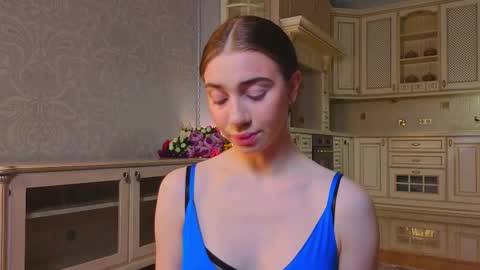 Snapshot of wandabraund chatting on 18, 9, 2025 hello guys im Lilian online show from 18, 9, 2025