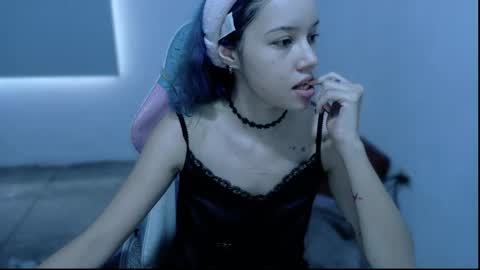Snapshot of wandadoll chatting on 17, 4, 2026 Wanda online show from 17, 4, 2026