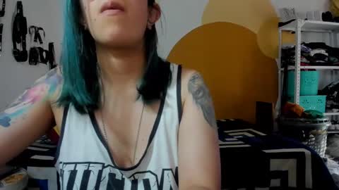 Waningrose  Lu online show from 6, 1, 2025