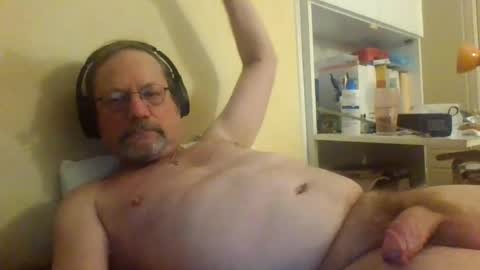 Snapshot of wanky357 chatting on 2, 7, 2026 Tibo Love online show from 2, 7, 2026