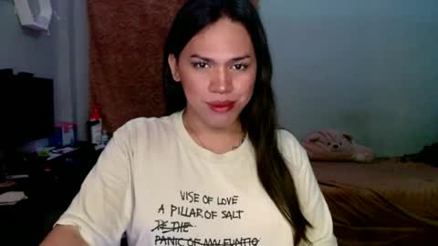 Snapshot of wanna_bewithyouxxx chatting on 15, 6, 2026 LIZA online show from 15, 6, 2026