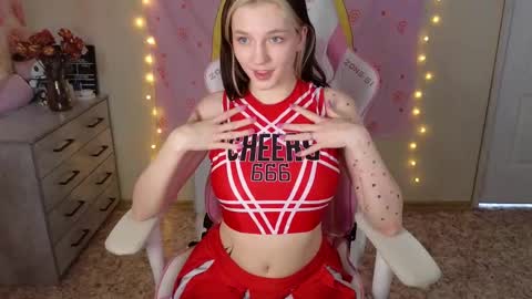 Snapshot of wanna_breed chatting on 2, 3, 2025 Kate online show from 2, 3, 2025