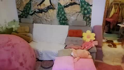 Snapshot of wannafeelitall chatting on 10, 11, 2025 Emilia inst online show from 10, 11, 2025