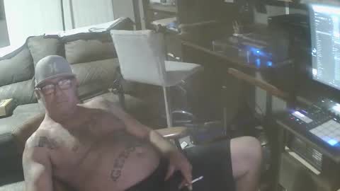 Snapshot of wantitbutyoucanthaveit chatting on 6, 2, 2026 inittogetitin online show from 6, 2, 2026