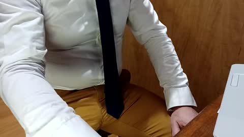 wantsuitforsex online show from 5, 1, 2025