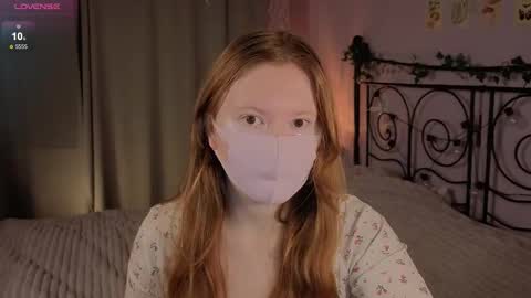 Snapshot of warm_whispers chatting on 12, 1, 2026 lira and flo online show from 12, 1, 2026