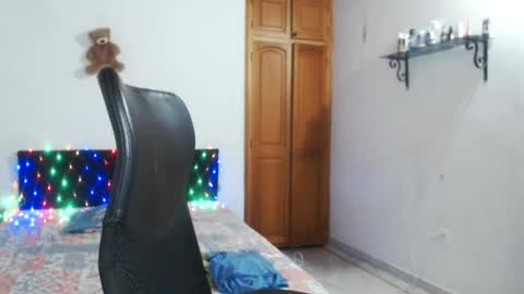 Snapshot of warrior_xena chatting on 12, 1, 2025 warrior_xena online show from 12, 1, 2025