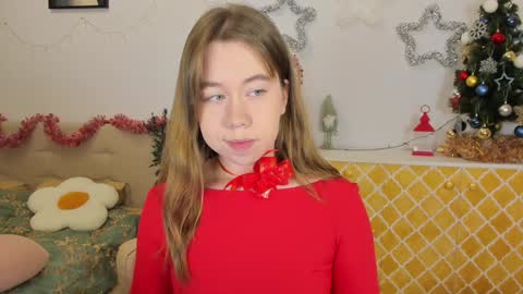 Snapshot of watermelon_sugar_ chatting on 21, 12, 2024 Tess Pls support me with Can we reach 155 my favorite number online show from 21, 12, 2024