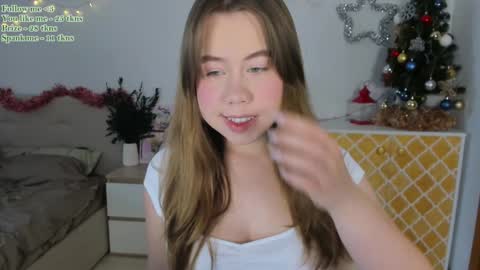 Snapshot of watermelon_sugar_ chatting on 9, 1, 2025 Tess Pls support me with Can we reach 155 my favorite number online show from 9, 1, 2025