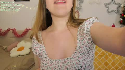 Snapshot of watermelon_sugar_ chatting on 14, 1, 2025 Tess Pls support me with Can we reach 155 my favorite number online show from 14, 1, 2025