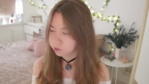 Snapshot of watermelon_sugar_ chatting on 14, 11, 2025 Tess Pls support me with Can we reach 155 my favorite number online show from 14, 11, 2025