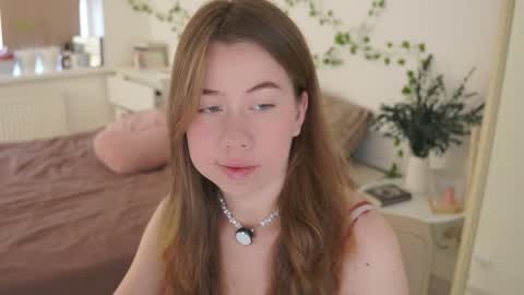 Snapshot of watermelon_sugar_ chatting on 22, 11, 2025 Tess Pls support me with Can we reach 155 my favorite number online show from 22, 11, 2025