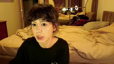 Snapshot of wavy_nights chatting on 6, 12, 2024 Mina online show from 6, 12, 2024