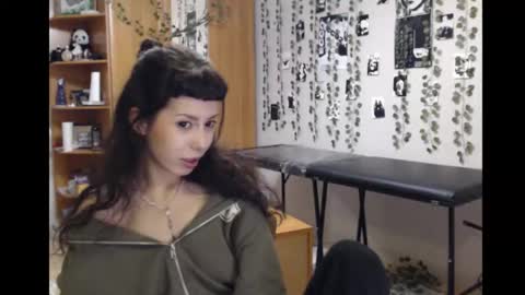 Snapshot of wavy_nights chatting on 1, 11, 2025 Mina online show from 1, 11, 2025