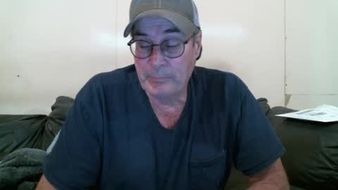 Snapshot of wbfarm chatting on 11, 10, 2025 WB Farm online show from 11, 10, 2025