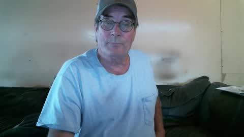 Snapshot of wbfarm chatting on 14, 10, 2025 WB Farm online show from 14, 10, 2025