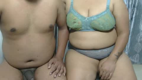 Snapshot of we_are_indian chatting on 21, 5, 2026 khushiwife kabirhubby kavyasexy gf online show from 21, 5, 2026