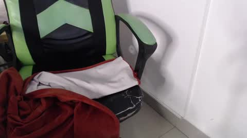 Trixie 3 online show from 24, 1, 2025