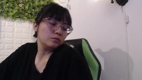 Trixie 3 online show from 20, 2, 2025