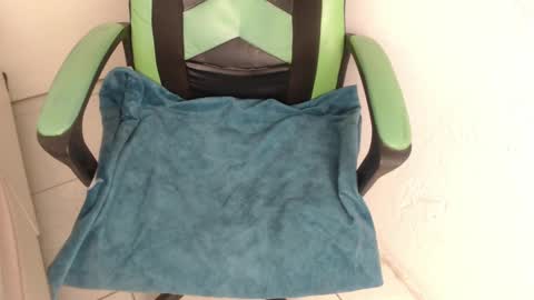 Trixie 3 online show from 16, 9, 2025