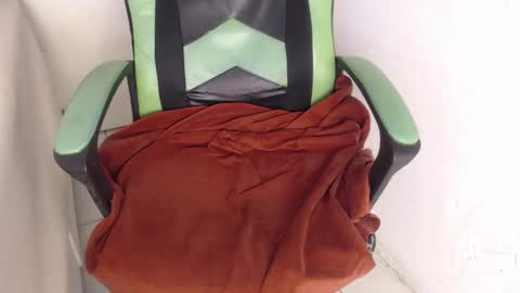 Trixie 3 online show from 1, 10, 2025